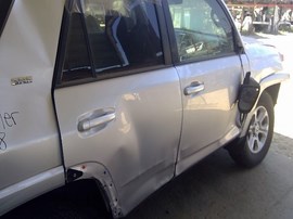 2016 TOYOTA 4RUNNER, SILVER 1F7, SR5, AT, 4WD,  Z25098